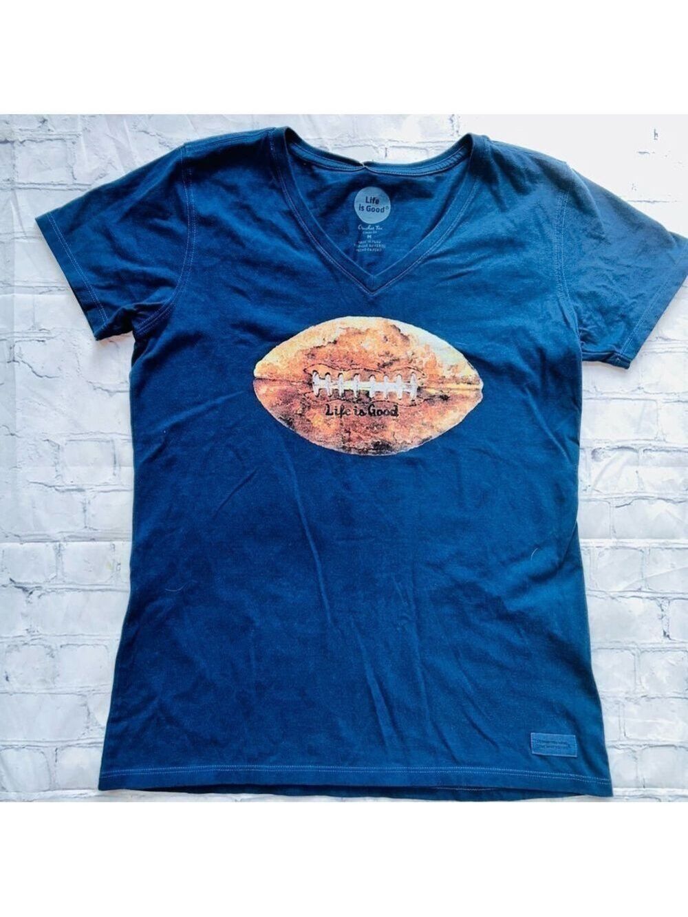 NWOT Women’s Medium Life Is Good SS VNeck Crusher TShirt